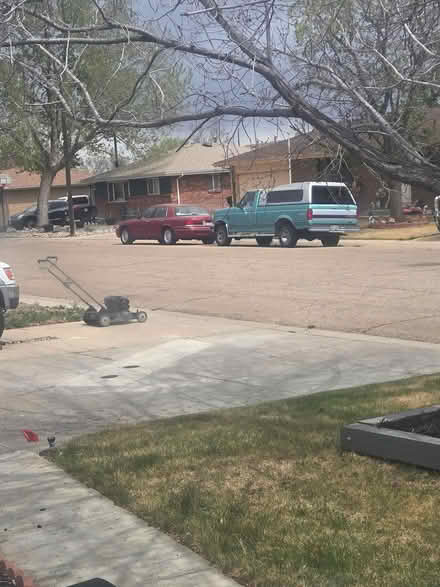 Photo of free self propelled mower (Lasalle s 3rd st ct) #1