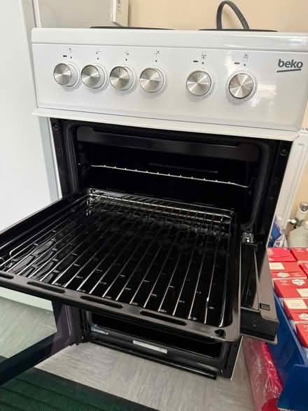 Photo of free Electric cooker. Post code BH4 (BH4) #4