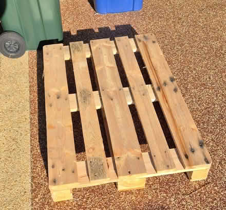 Photo of free Pallet 120x80cm (Kidlington OX5) #1