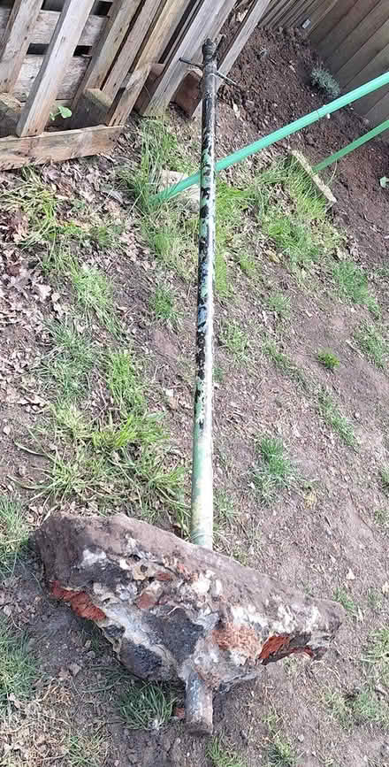 Photo of free Old washingline pole (Croydon) #1