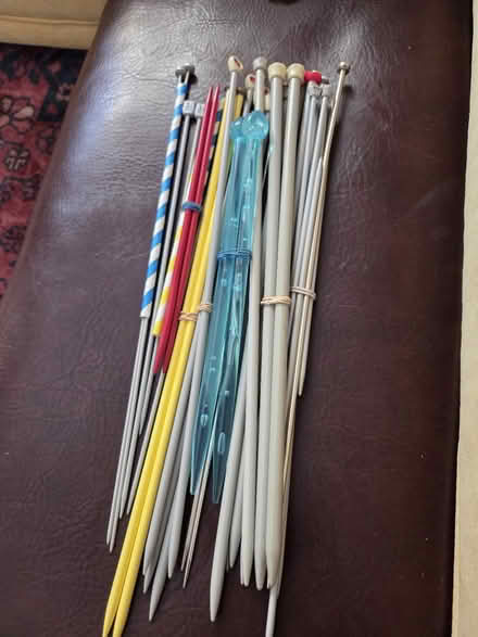 Photo of free Knitting Needles (CT10) #1