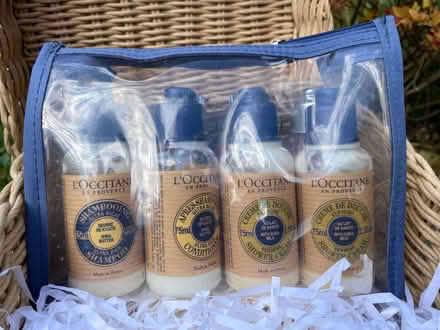 Photo of free L’Occitane shower gels, shower cream, shampoo & conditioner (West Norwood SE27) #2
