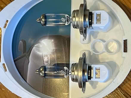 Photo of free Two Philips H7 Bulbs (Lee-on-the-Solent PO13) #2