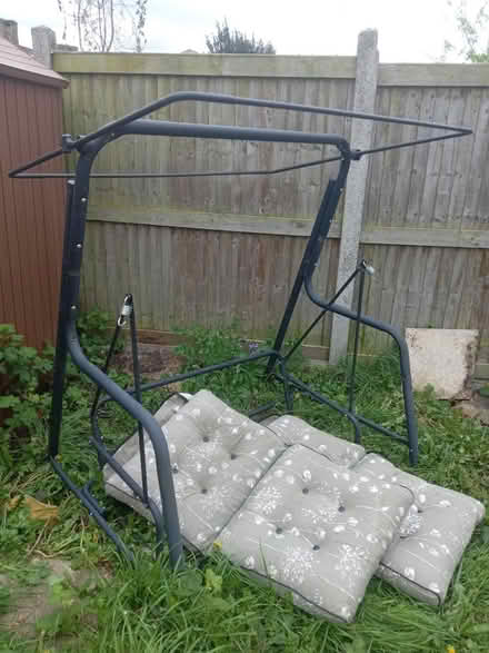 Photo of free Garden swing chair (Carshalton SM5) #1