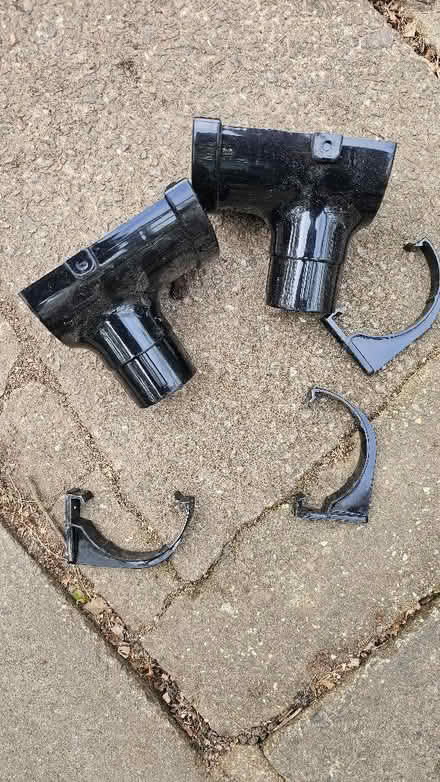 Photo of free Guttering pieces (Roe Green NW9) #1