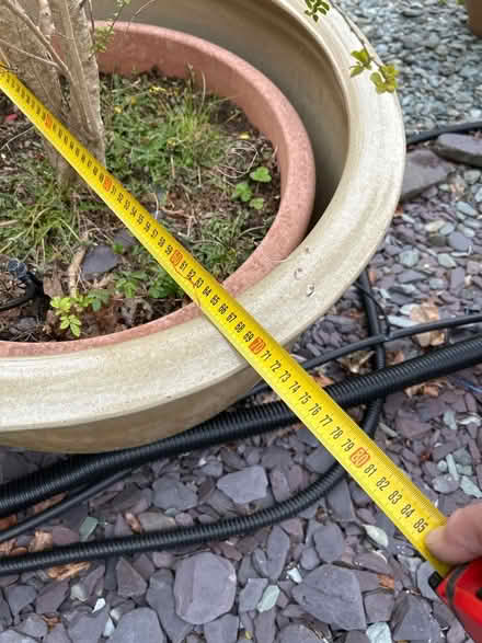 Photo of free Large ceramic pot (Haldens AL6) #2