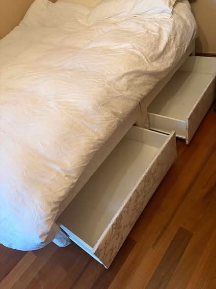 Photo of free Double bed with headboard (Murrayfield EH12) #2