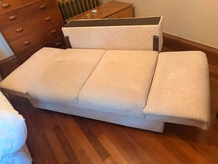 Photo of free Two seater day bed (Murrayfield EH12) #4