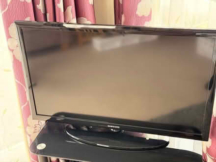 Photo of free 32 inch tv (Torrisholme LA4) #1
