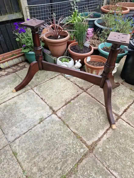Photo of free extendable table and 4 chairs (Stoke Park IP2) #3
