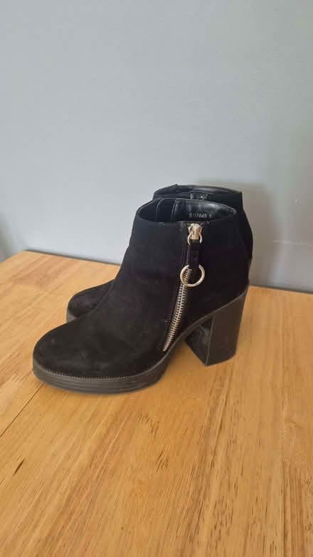 Photo of free Black Heels. Size 4 (Ardleigh Green RM11) #2