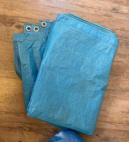 Photo of free Blue Groundsheet (Trumpsgreen GU25) #1