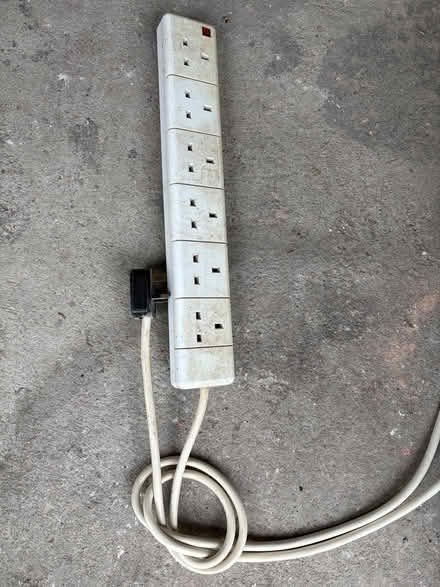 Photo of free 6 gang extension lead (Scarborough YO12) #1