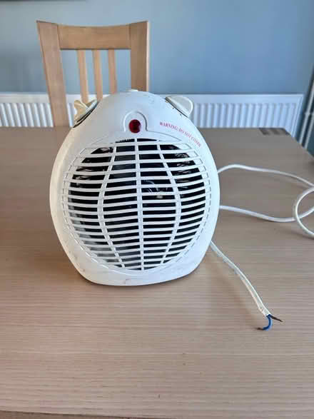 Photo of free Portable Fan Heater (Rayleigh SS6) #1