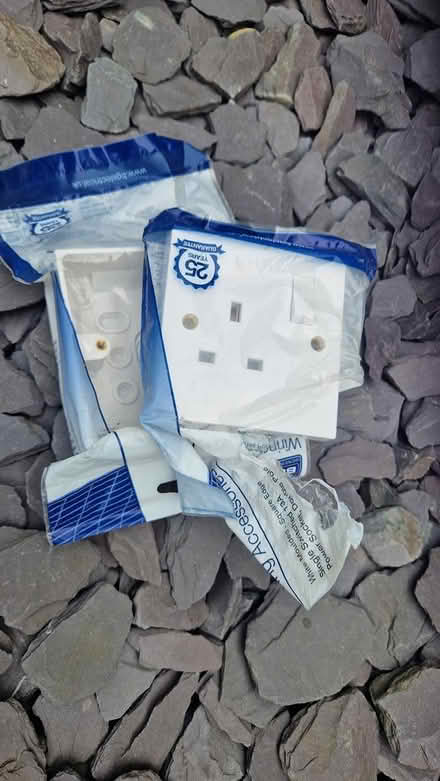 Photo of free Single electric socket box (TN40 chantry Bexhill) #1