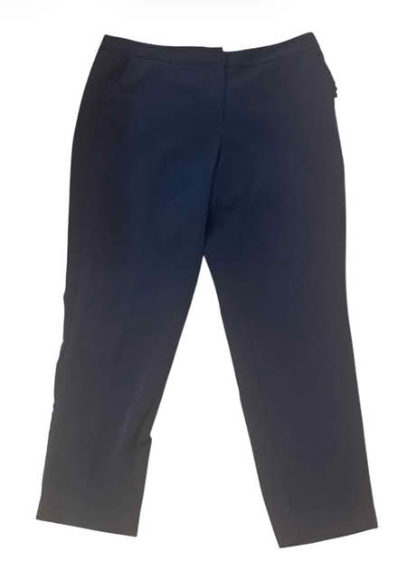 Photo of free Zac & Rachel Woman’s Pants (Brooklyn Storage) #1