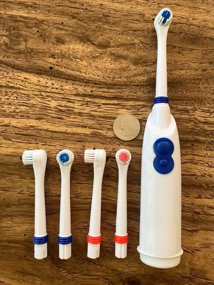 Photo of free Electric tooth brush, brush heads (Crestwood, NW DC) #1