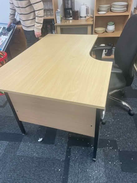 Photo of free Office Desk (Temple Street OX4) #3
