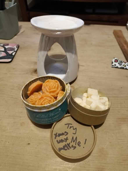 Photo of free Oil burner and wax melts (North Laine BN1) #1