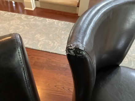 Photo of free 4 swivel counter stools (Plymouth Meeting) #3