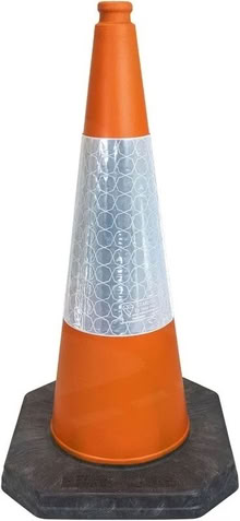 Photo of Traffic cones (West Midlands B67) #1