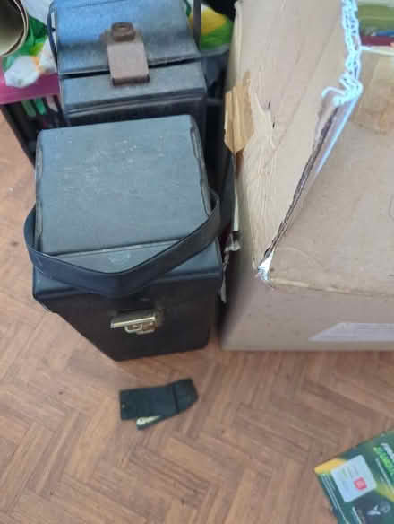 Photo of free 8 track recorder/ player plus assorted 8 track cassettes (St Pauls BS2) #1