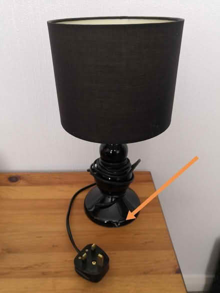 Photo of free Pair of matching side table lamps (Near Rivermead Avenue PO) #2