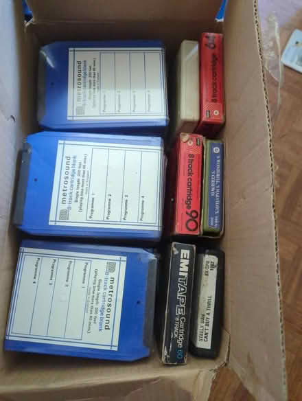 Photo of free 8 track recorder/ player plus assorted 8 track cassettes (St Pauls BS2) #3