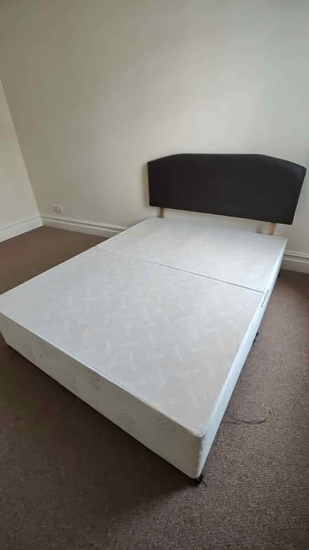Photo of free Double devan NO MATTRESS (Ealing W5) #1