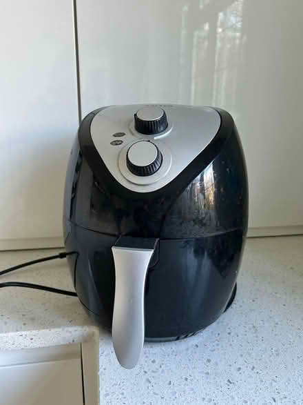Photo of free salter air fryer (Little Chalfont HP8) #1