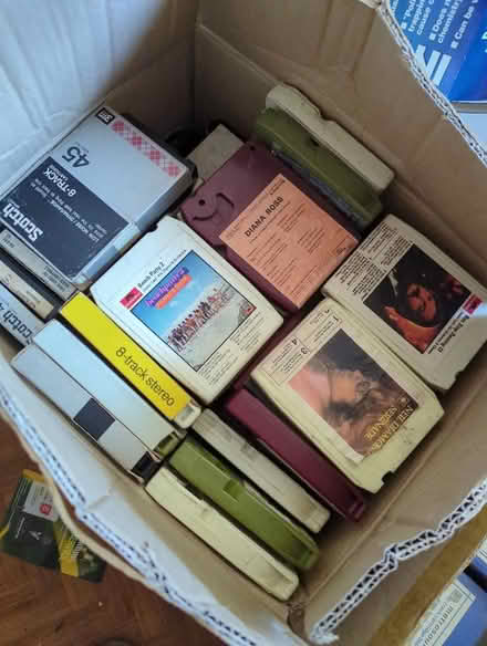 Photo of free 8 track recorder/ player plus assorted 8 track cassettes (St Pauls BS2) #2