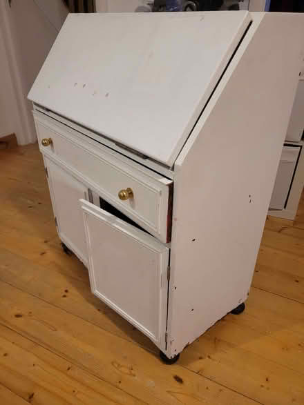 Photo of free small writing bureau painted white, suitable for children (Queensbury NW9) #1