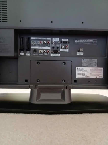 Photo of free LG 26inch TV (Bowerhill SN12) #2