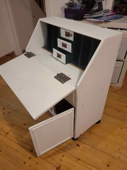 Photo of free small writing bureau painted white, suitable for children (Queensbury NW9) #2