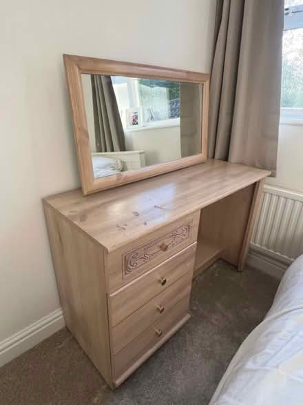 Photo of free Dressing table unit (Barton-le-clay) #1