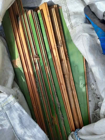 Photo of free 22 identical wall-siding planks (Tolworth KT5) #2