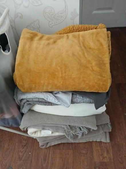 Photo of free Blankets (Waldridge Park DH2) #1