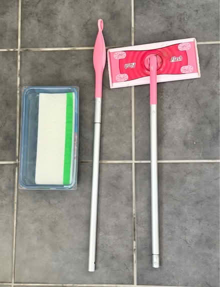 Photo of free Swiffer mop (Ware SG12) #1