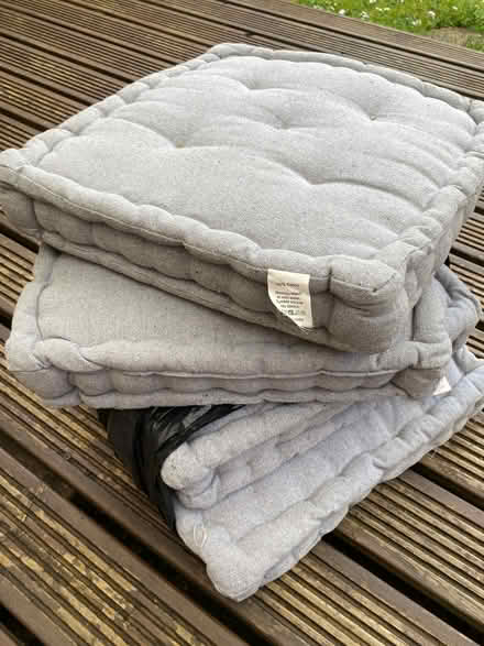 Photo of free 4 grey seat cushions (Cogges OX28) #1