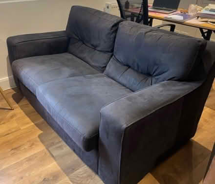 Photo of free 1 sofa (Sk8 3AR) #1