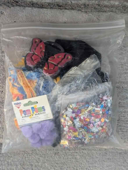 Photo of free Arts & Crafts Bag New/Used (Dumont) #1