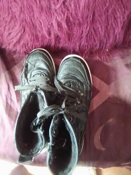 Photo of free Sneaker Boots 10031 (Hamilton Heights 10031) #2