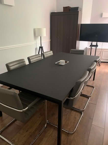 Photo of free Meeting Room table (Victoria SW1W) #4
