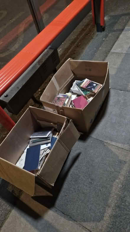 Photo of free books at bus stop kt5 (KT5) #1