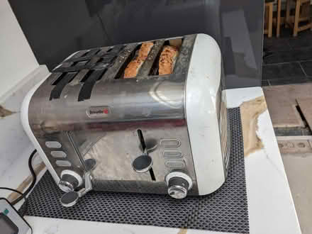 Photo of free Old toaster only 2 slice works (Tingley, Leeds/wakey WF3) #1