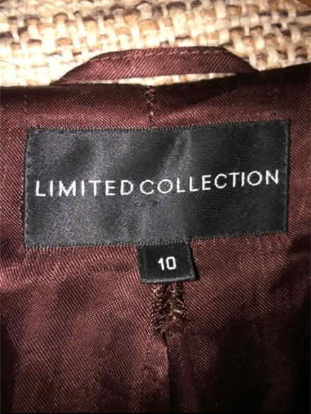 Photo of free M&S coat (N19 archway) #2