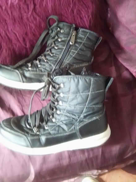 Photo of free Sneaker Boots 10031 (Hamilton Heights 10031) #1