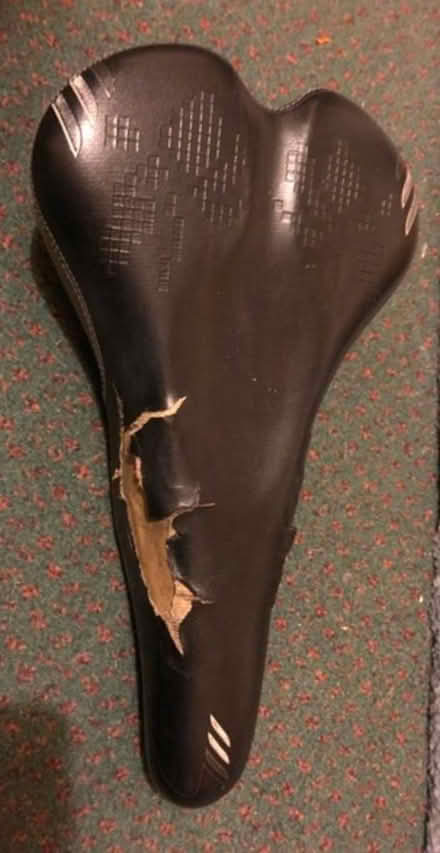 Photo of free Bike saddle (N19 archway) #1