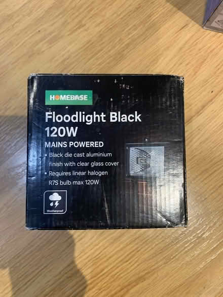 Photo of free Halogen mains flood light (Newbury, Berkshire RG14) #1
