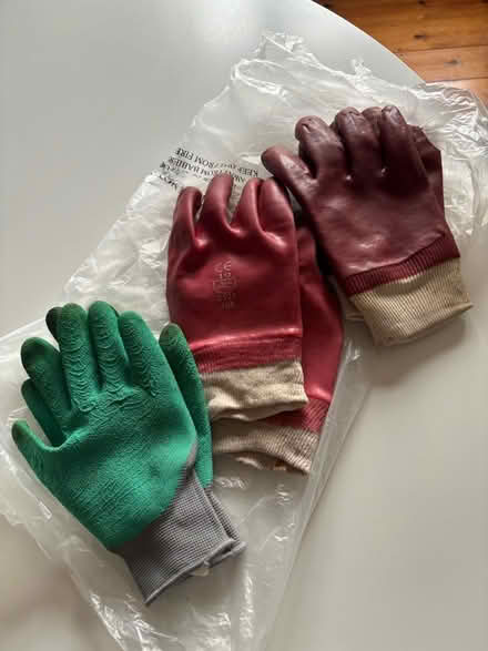 Photo of free Gardening gloves (Ware SG12) #1